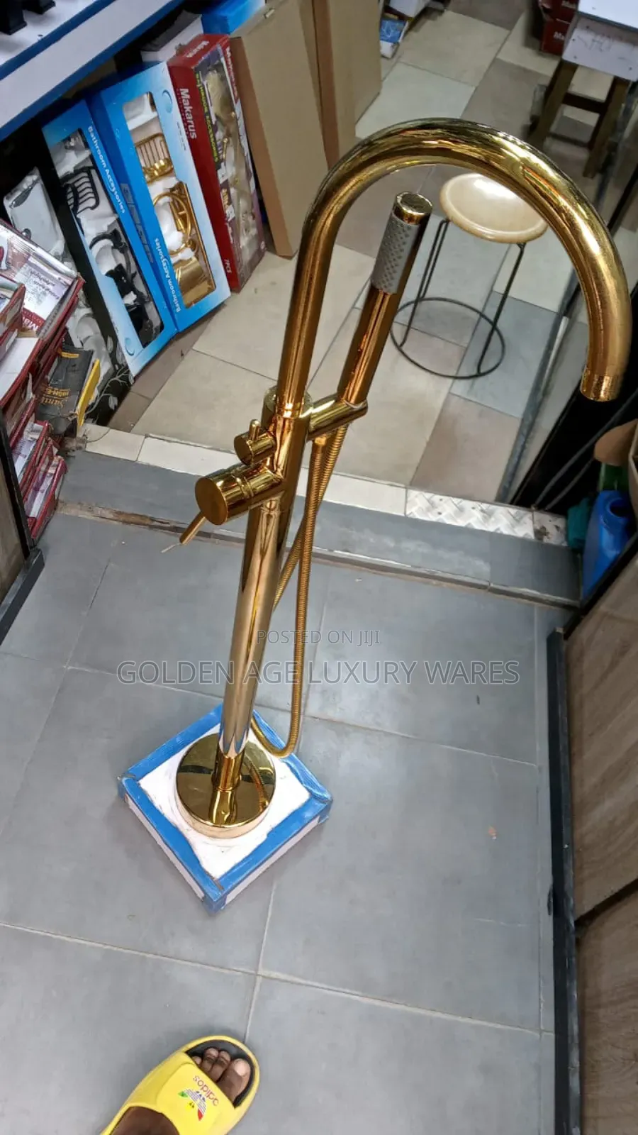 Gold Free Standing Bathtub Mixer