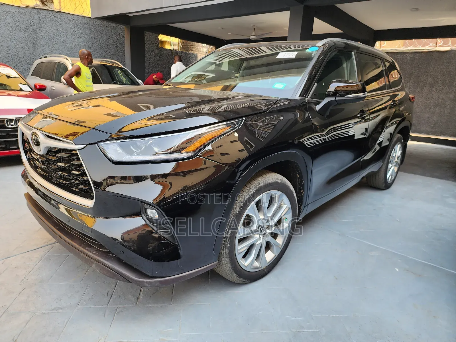 Toyota Highlander Limited 2022 Black