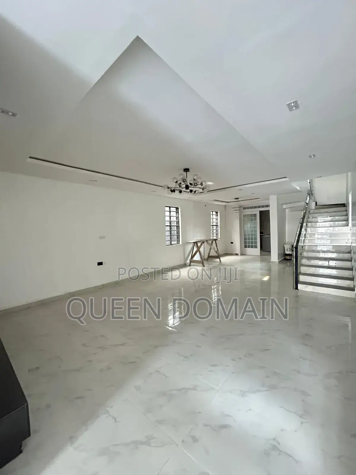 5bdrm Duplex in Lekki for sale