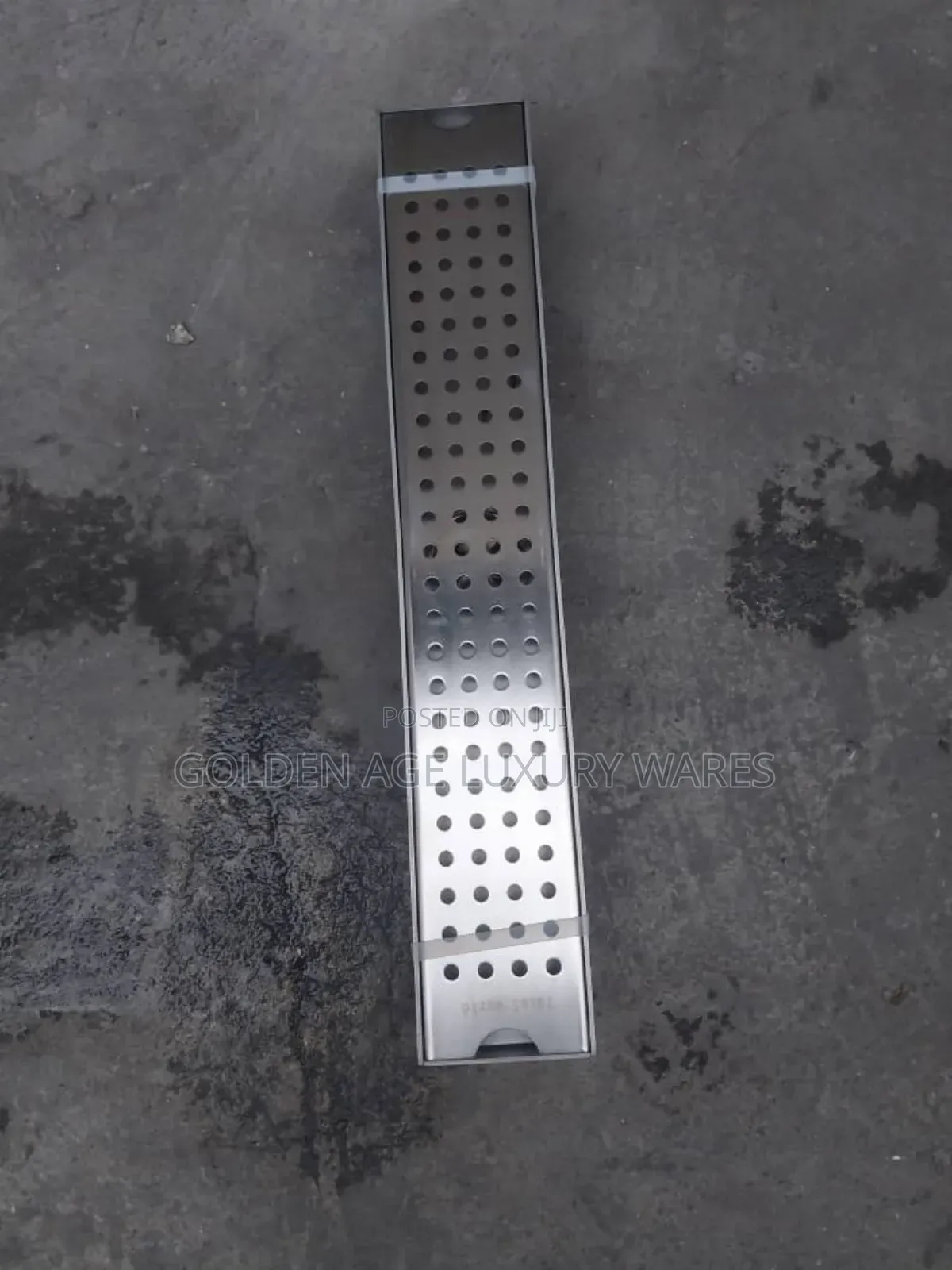 40cm Dot Floor Drain Down Outlet