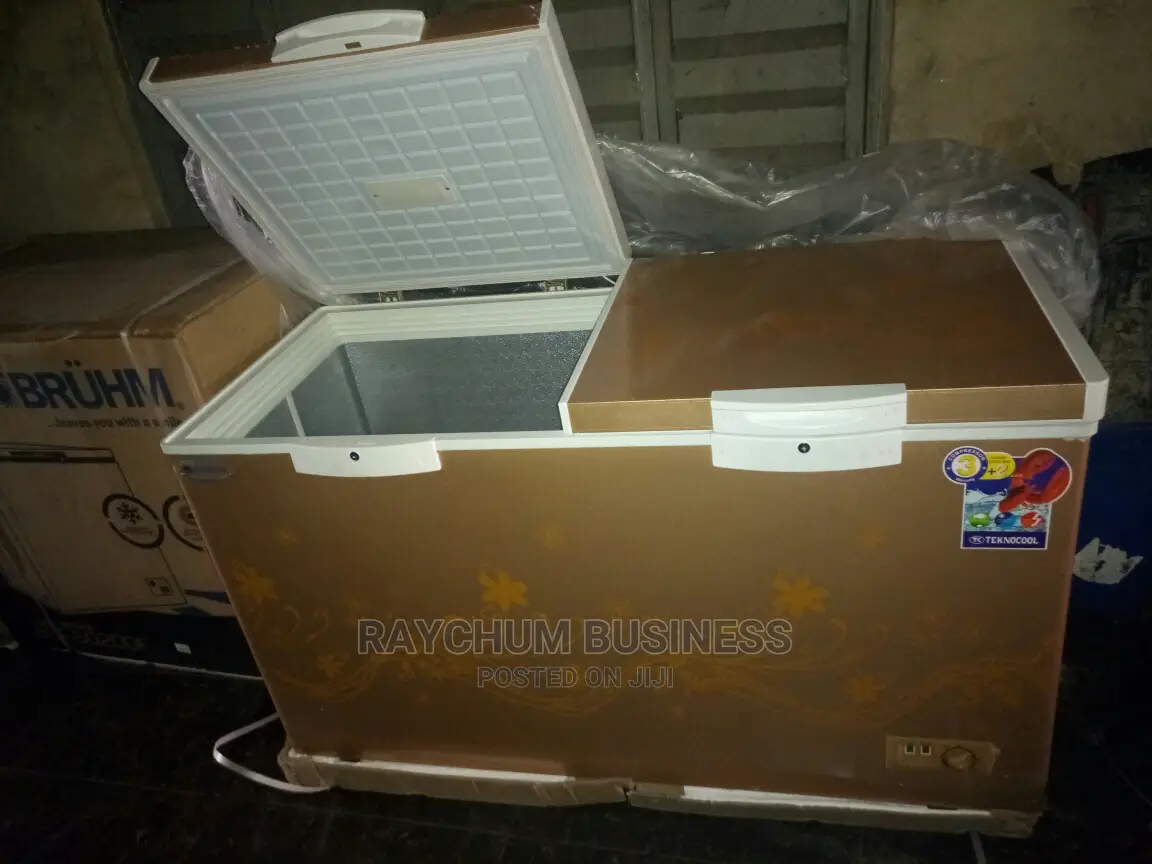 Snowseat Model 600 Double Door Chest Freezer