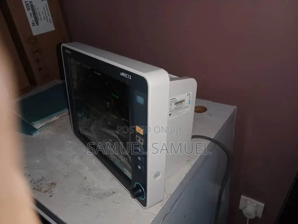 MINDRAY Umec 12 Patient Monitor