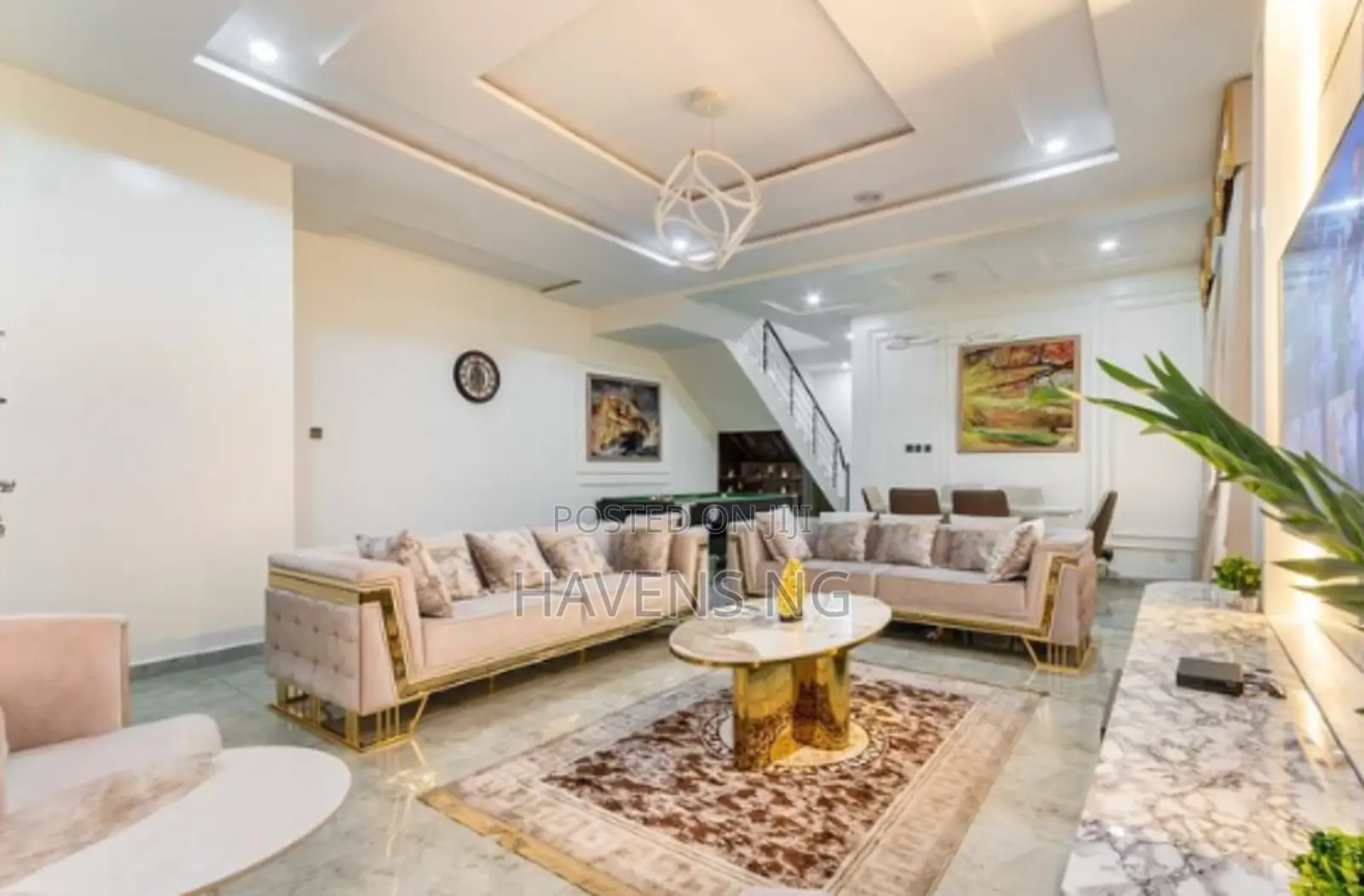 Luxury 4-Bedroom Apartment