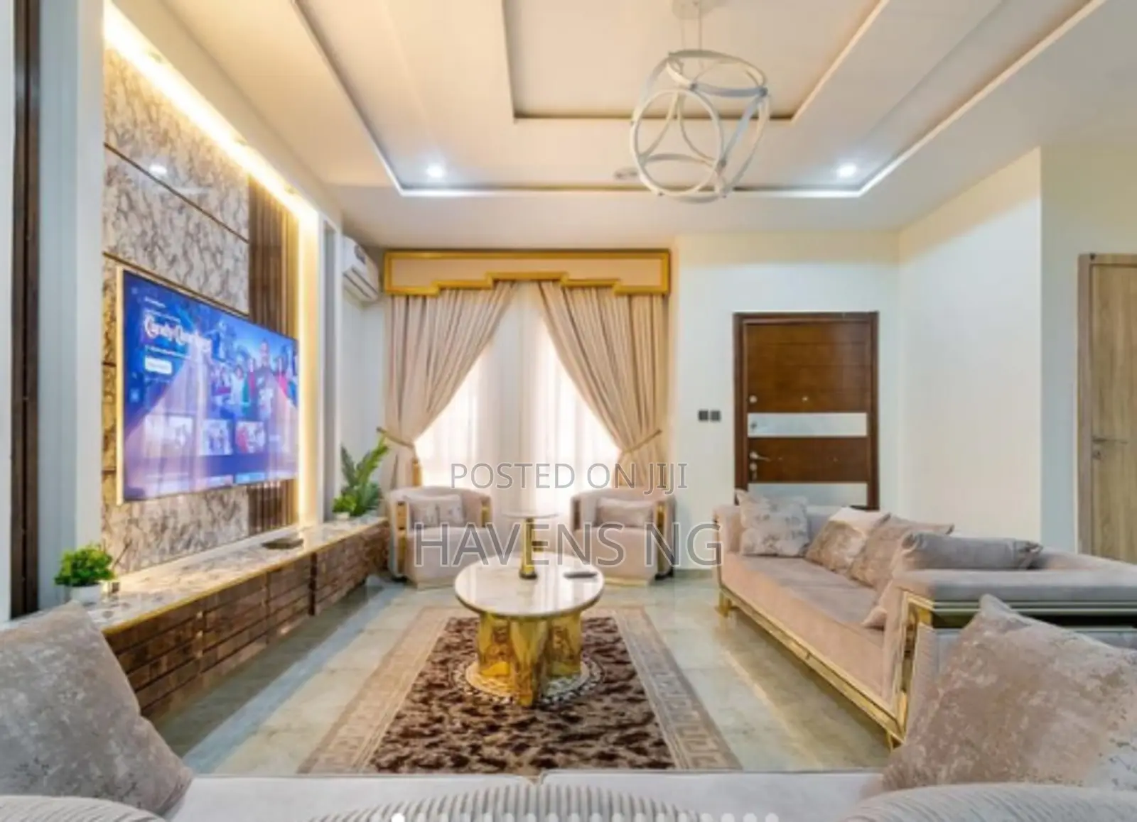 Luxury 4-Bedroom Apartment