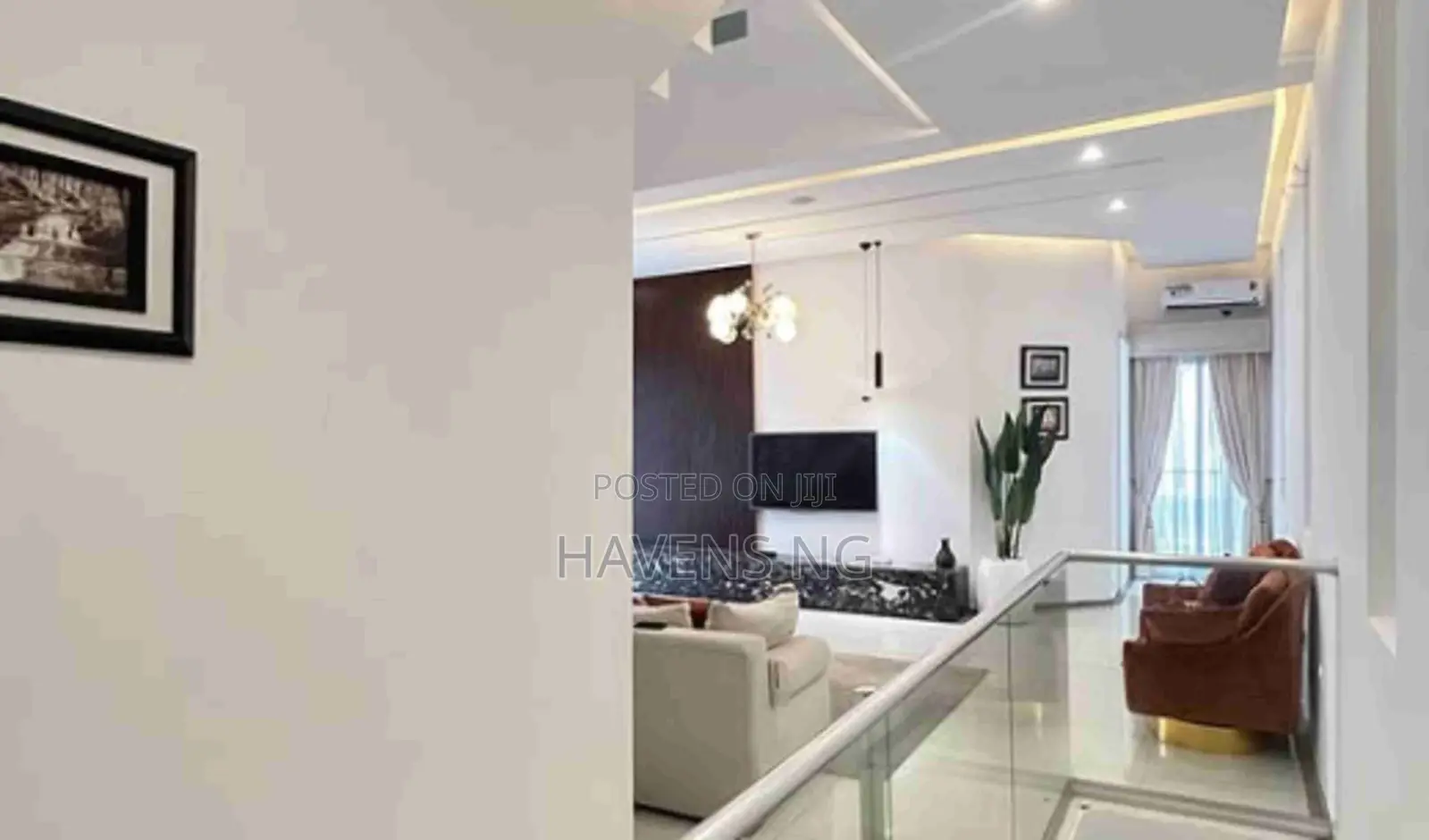 Luxurious 4-Bedroom Duplex