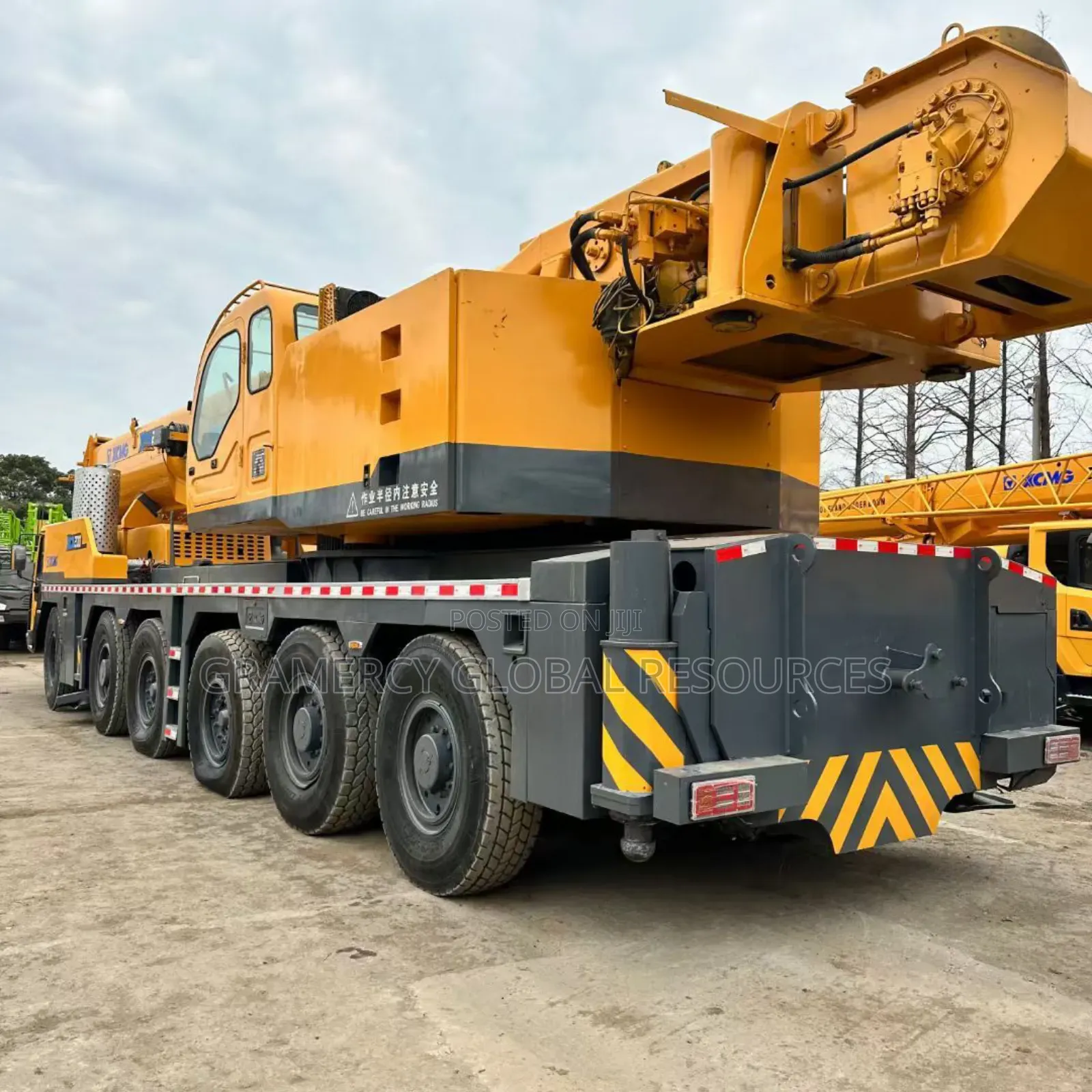 Fairly Used 200 Tons XCMG Motor Crane Available for Purchase
