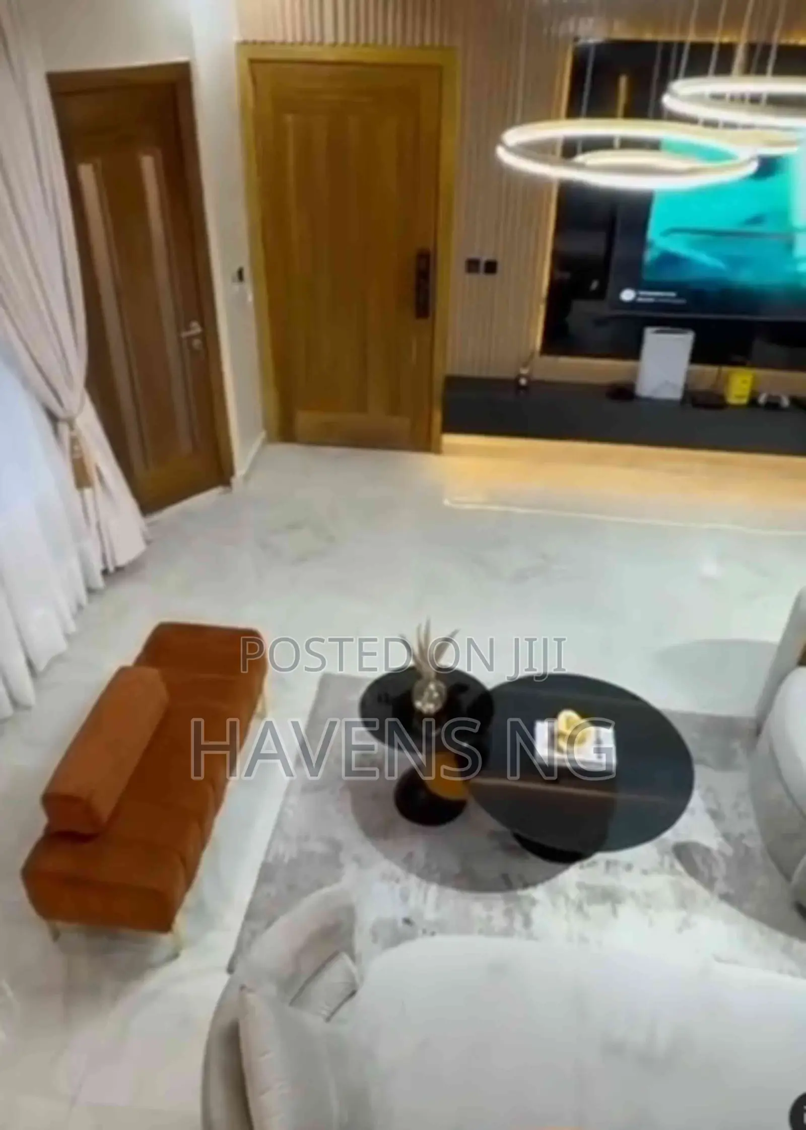 Luxurious 2-Bedroom Duplex (Maisonette)