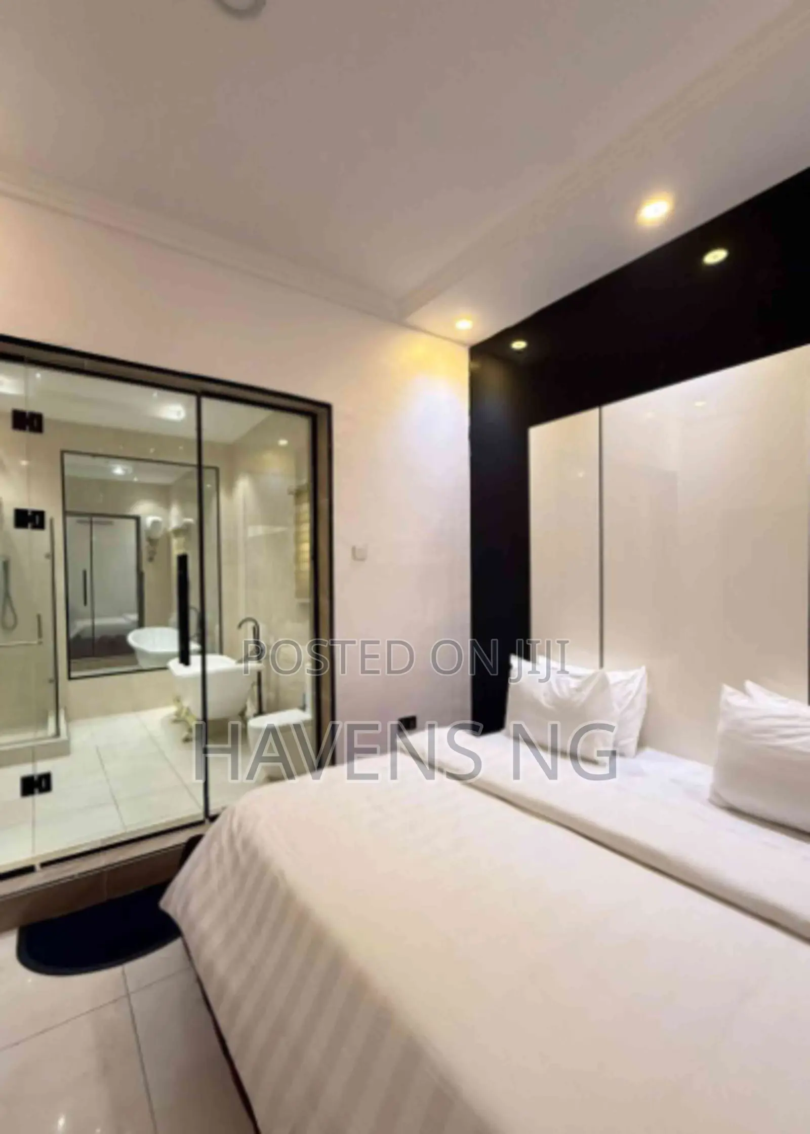 Elegant 1-Bedroom Apartment
