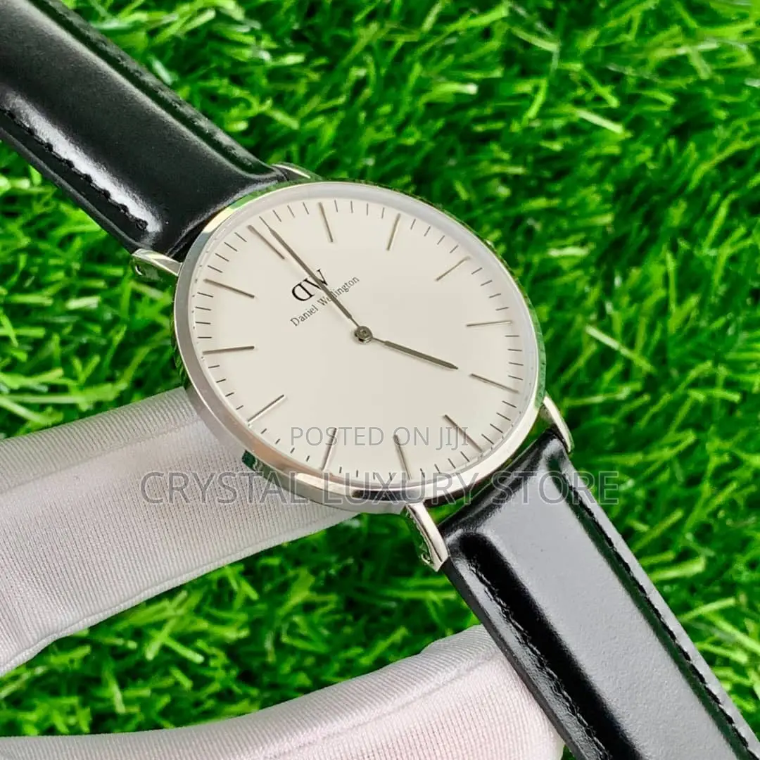 Daniel Washington Quality Luxury Genuine Leather Wristwatch
