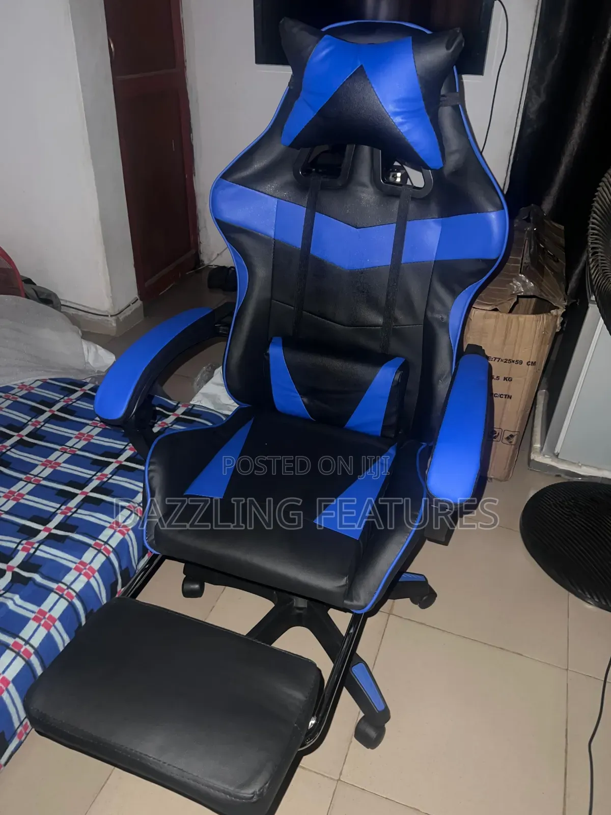 Gaming Chair With Footrest