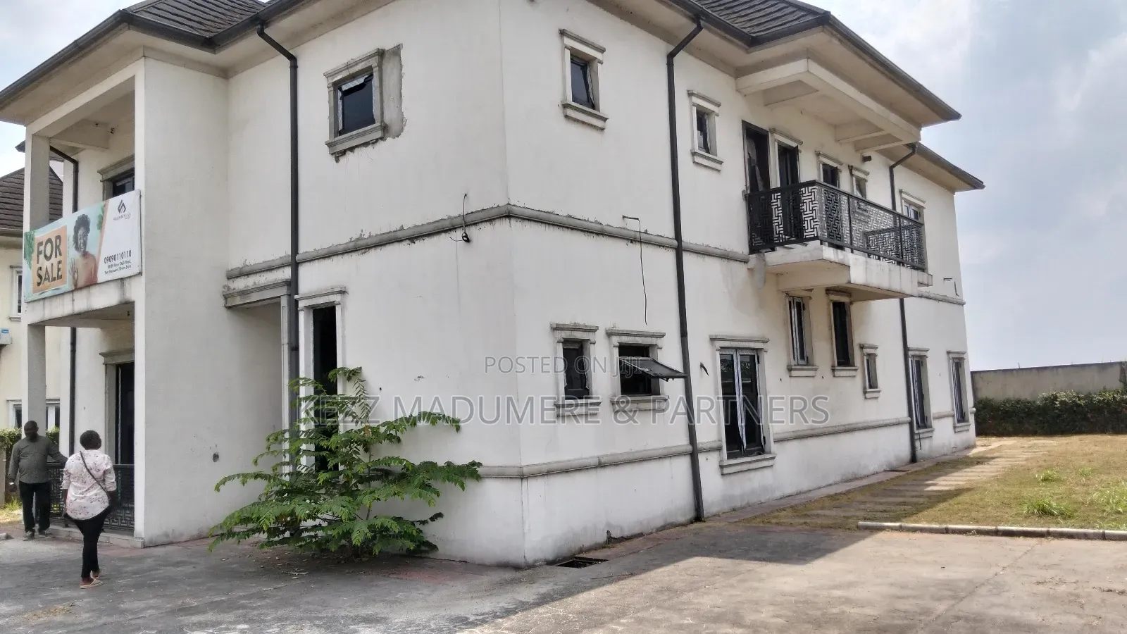 5bdrm Duplex in Phase 2, Dr Peter for sale
