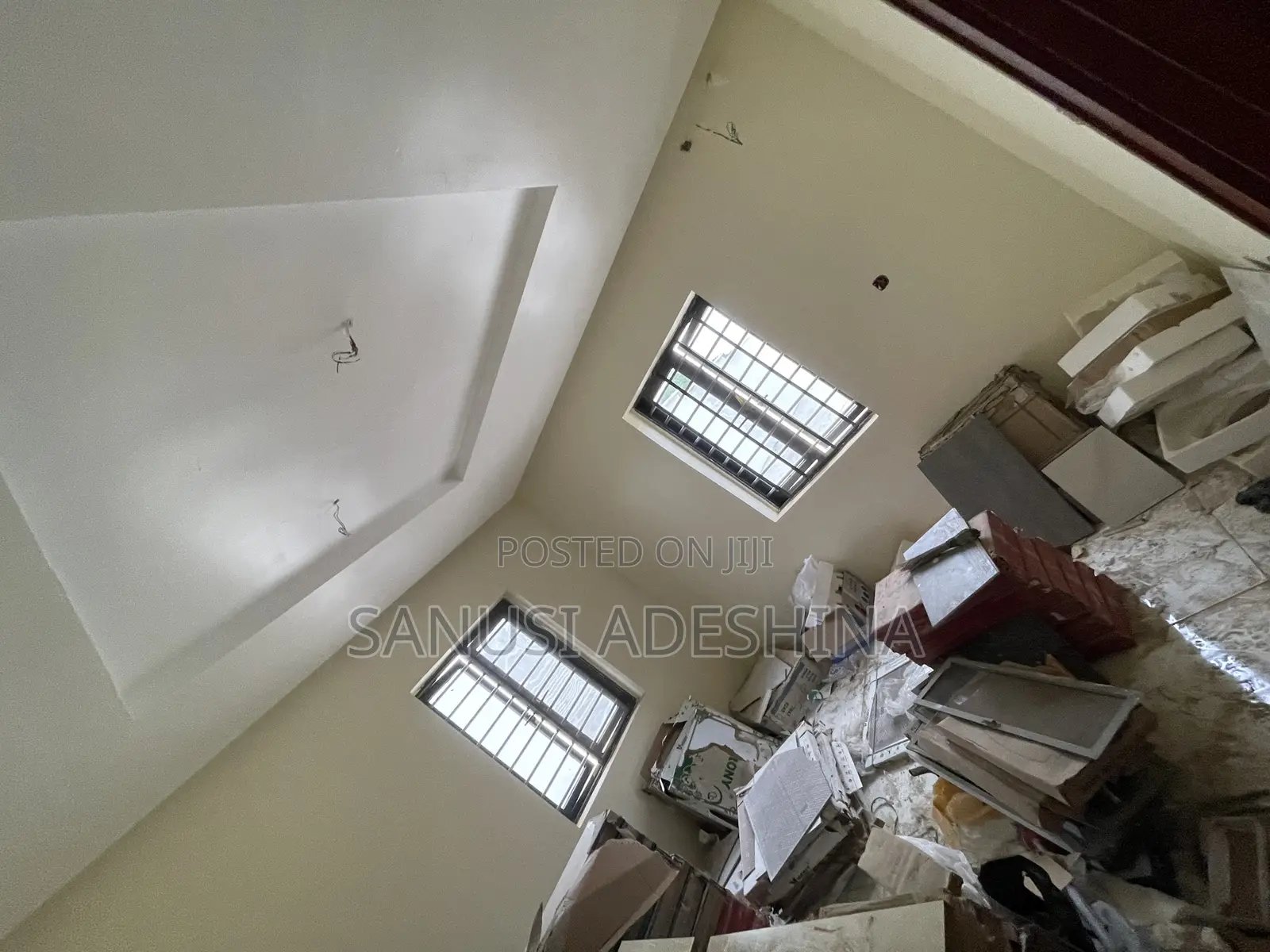 8bdrm Duplex in Wuse Zone 1 Fct for sale
