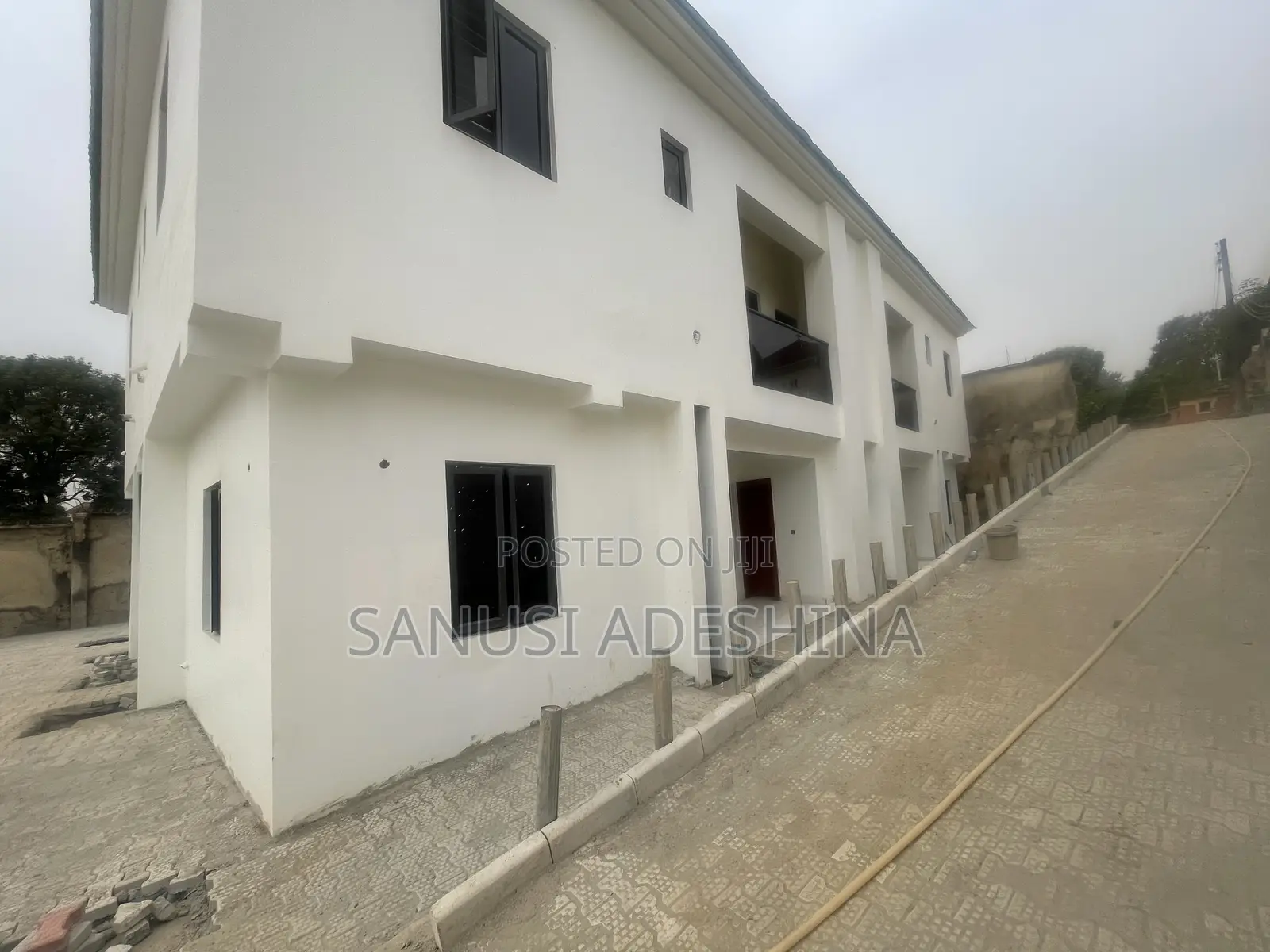 8bdrm Duplex in Wuse Zone 1 Fct for sale