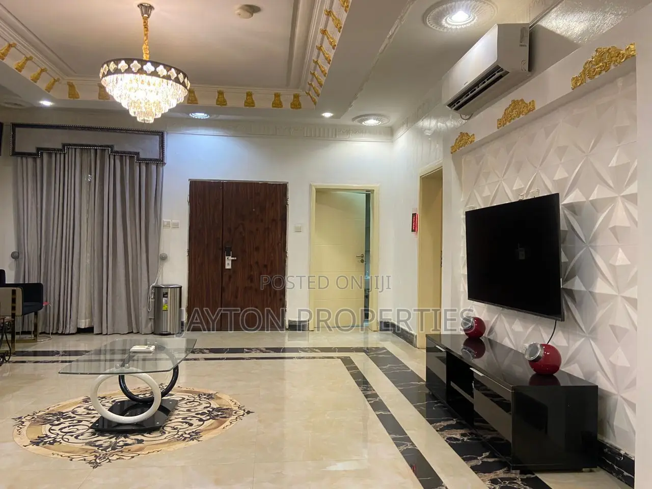 Luxury 2 Bedroom Apartment