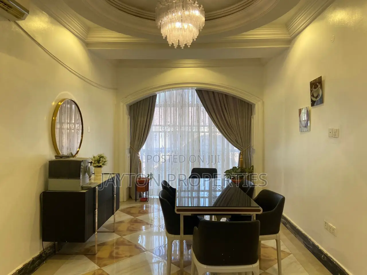 Luxury 2 Bedroom Apartment