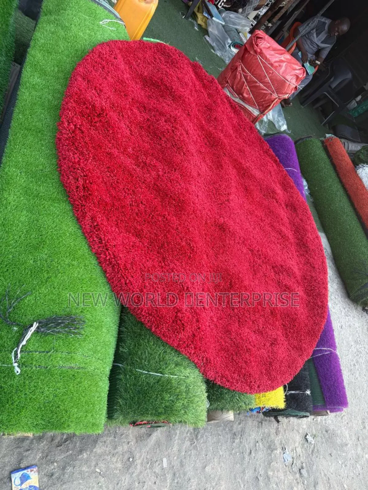 6 by 6 Feets Modern Floffy Wool Shaggy Rug