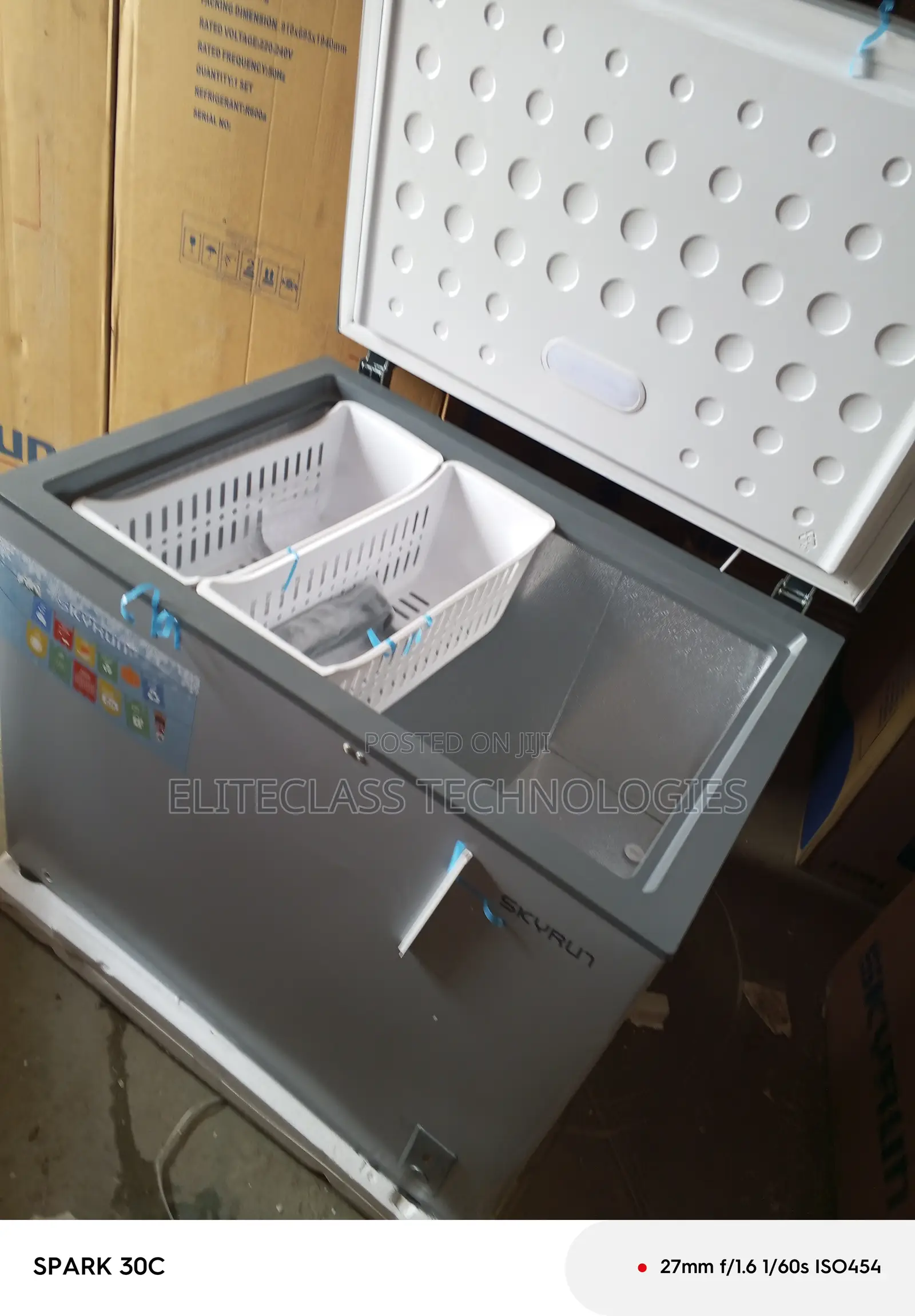 Super Chilling 250 Litres Skyrun Chest Freezer