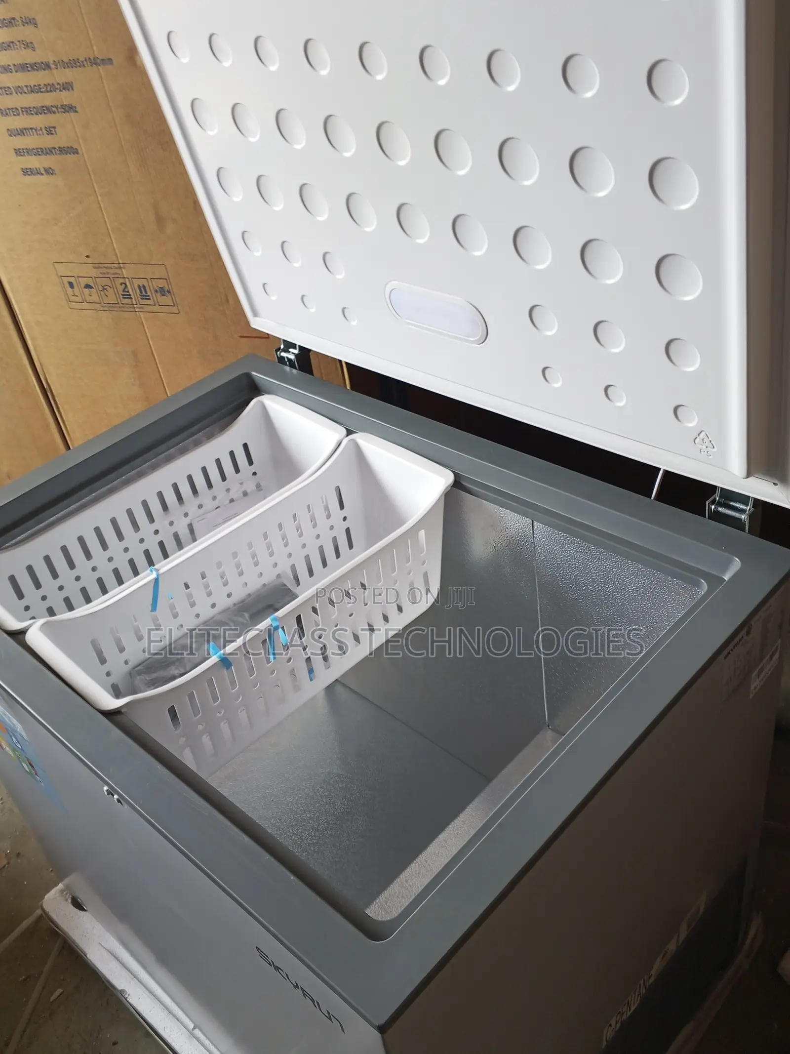 Skyrun Fast Freezing 250 Litres Chest Freezer