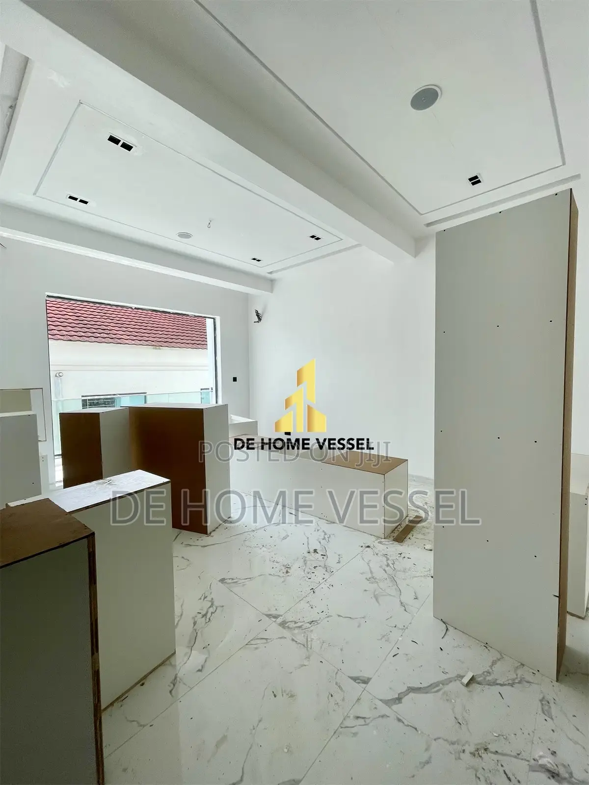 2bdrm Apartment in Lekki Phase 1 for sale