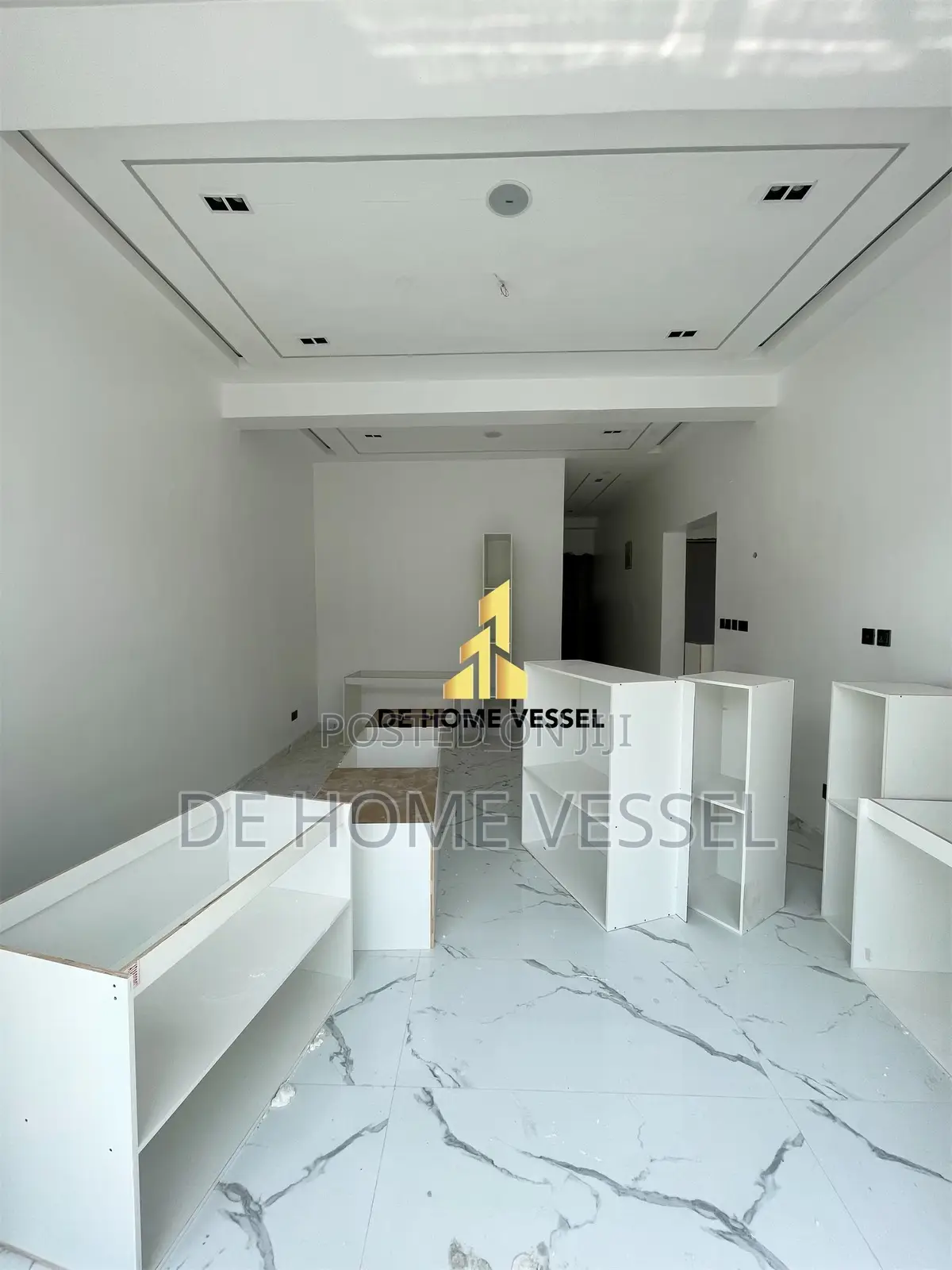 2bdrm Apartment in Lekki Phase 1 for sale