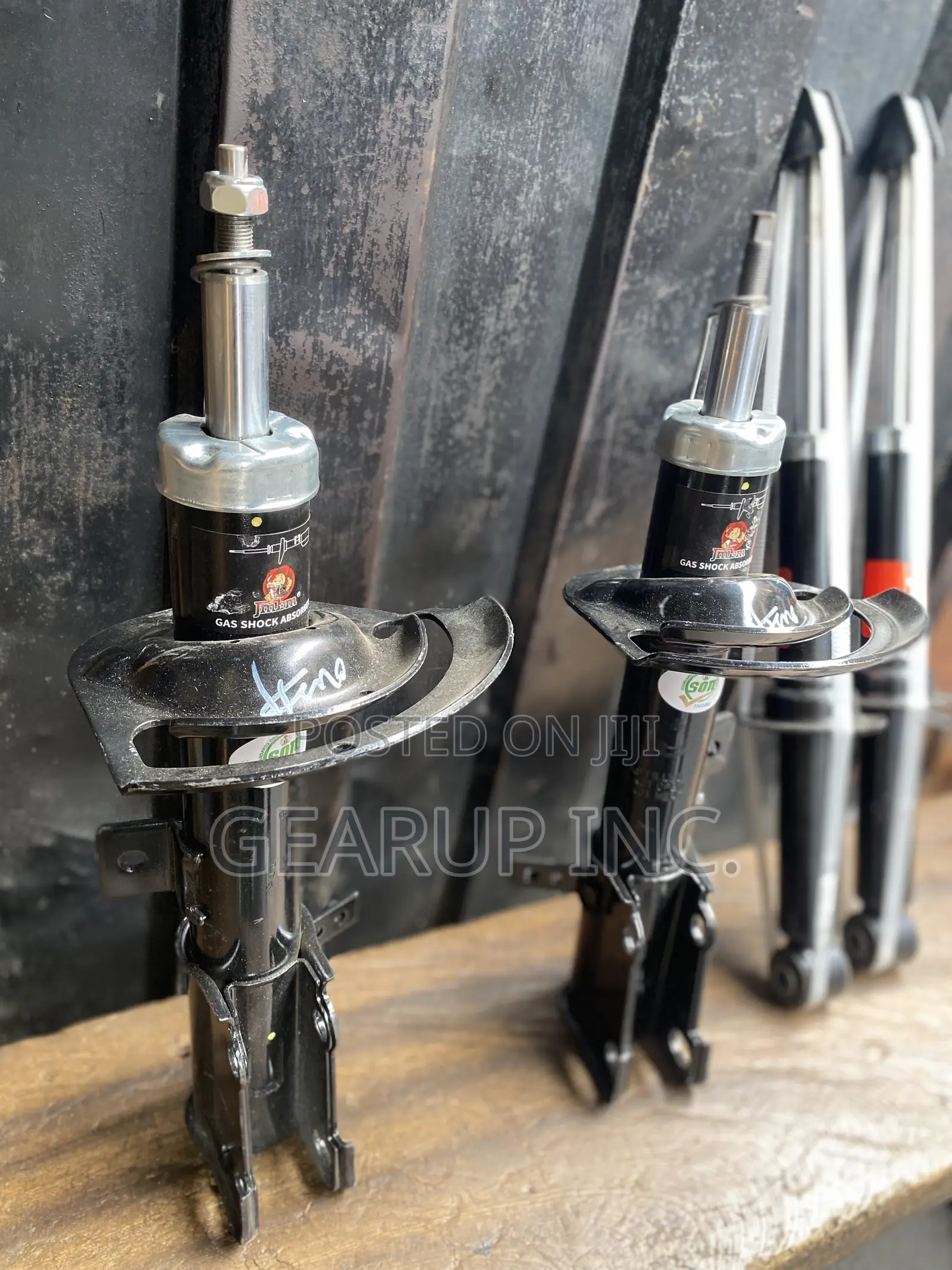 Set of 4 Pics Shock Absorbers for Dodge Caliber
