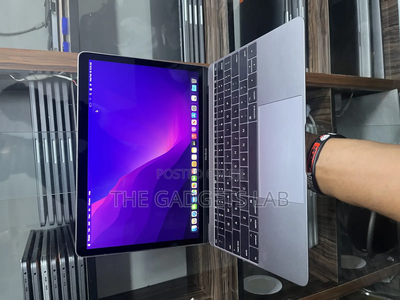 Laptop Apple MacBook 8GB Intel Core I5 SSD 512GB