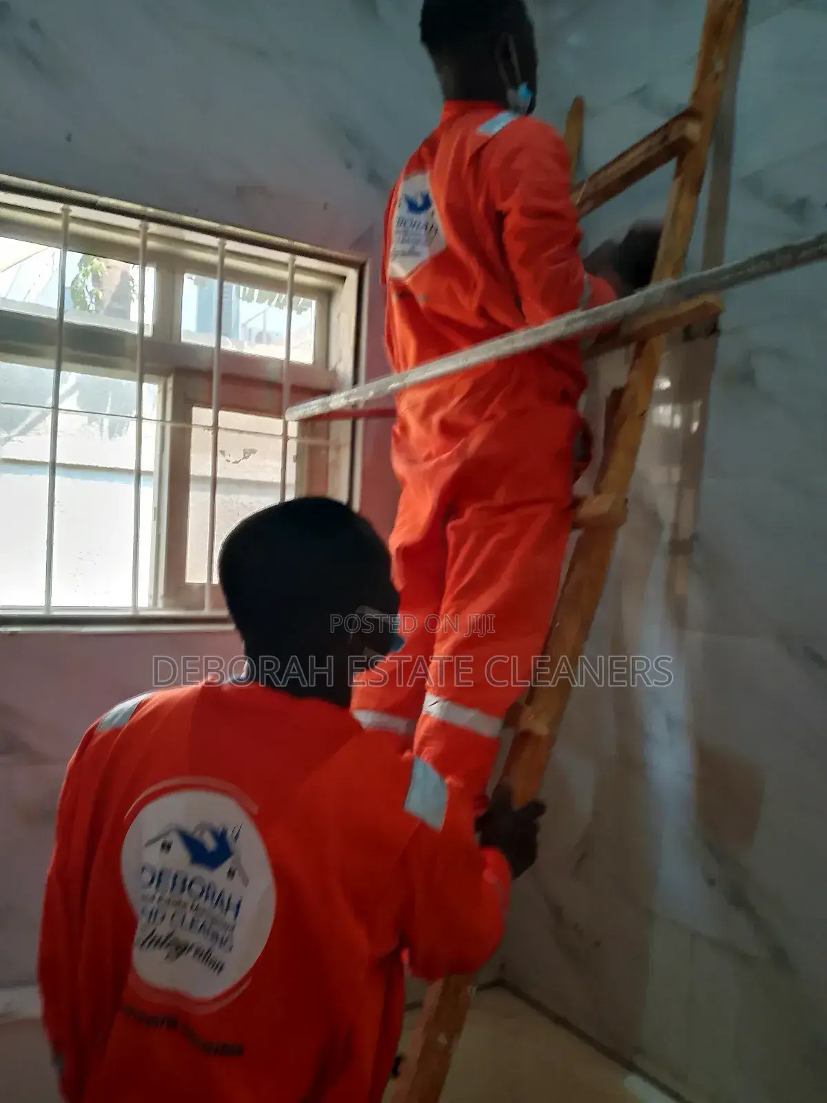 Detailed Deep Pressure Washing Cleaning Service