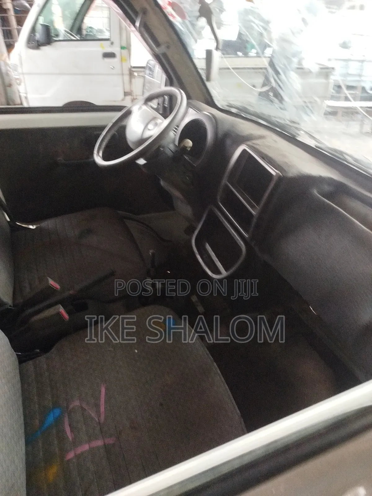 Daihatsu Hijet 2012 White
