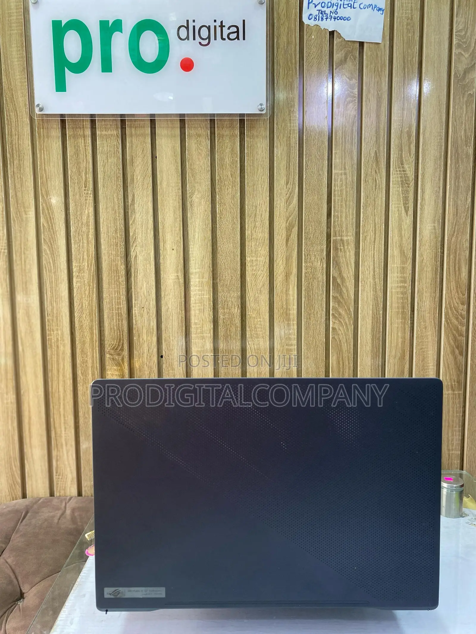 Laptop Asus ROG Zephyrus G15 16GB AMD Ryzen 9 SSD 1T