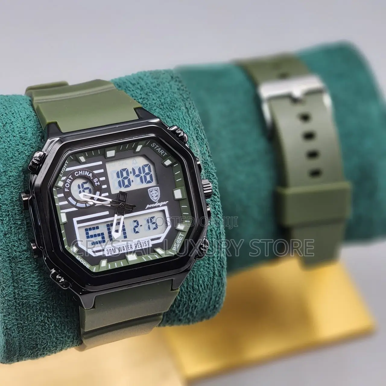 Poedagar Quality Men Rubber Strap Wristwatch