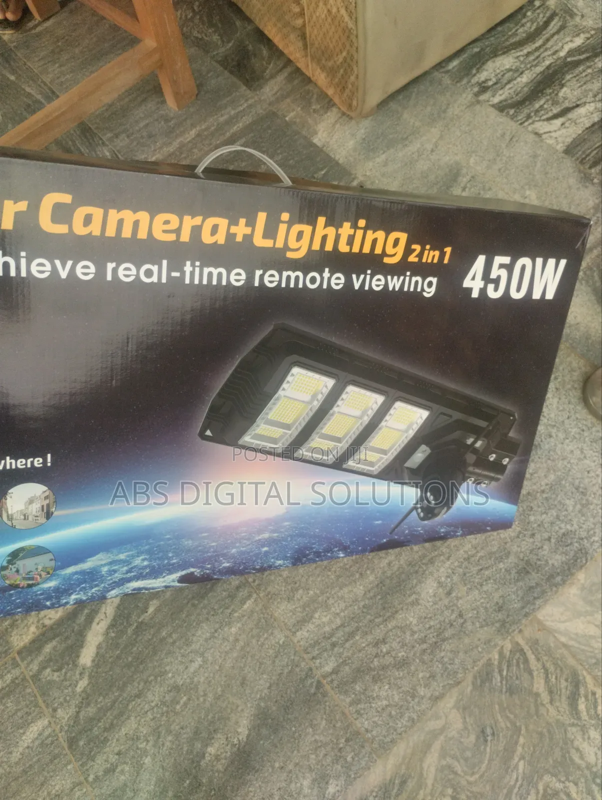 Solar PTZ Powered Camera With Lamp