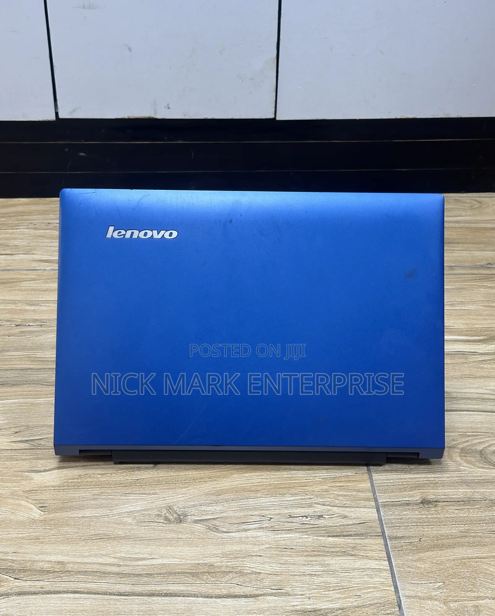 Laptop Lenovo IdeaPad 300 8GB Intel Core i3 HDD 500GB