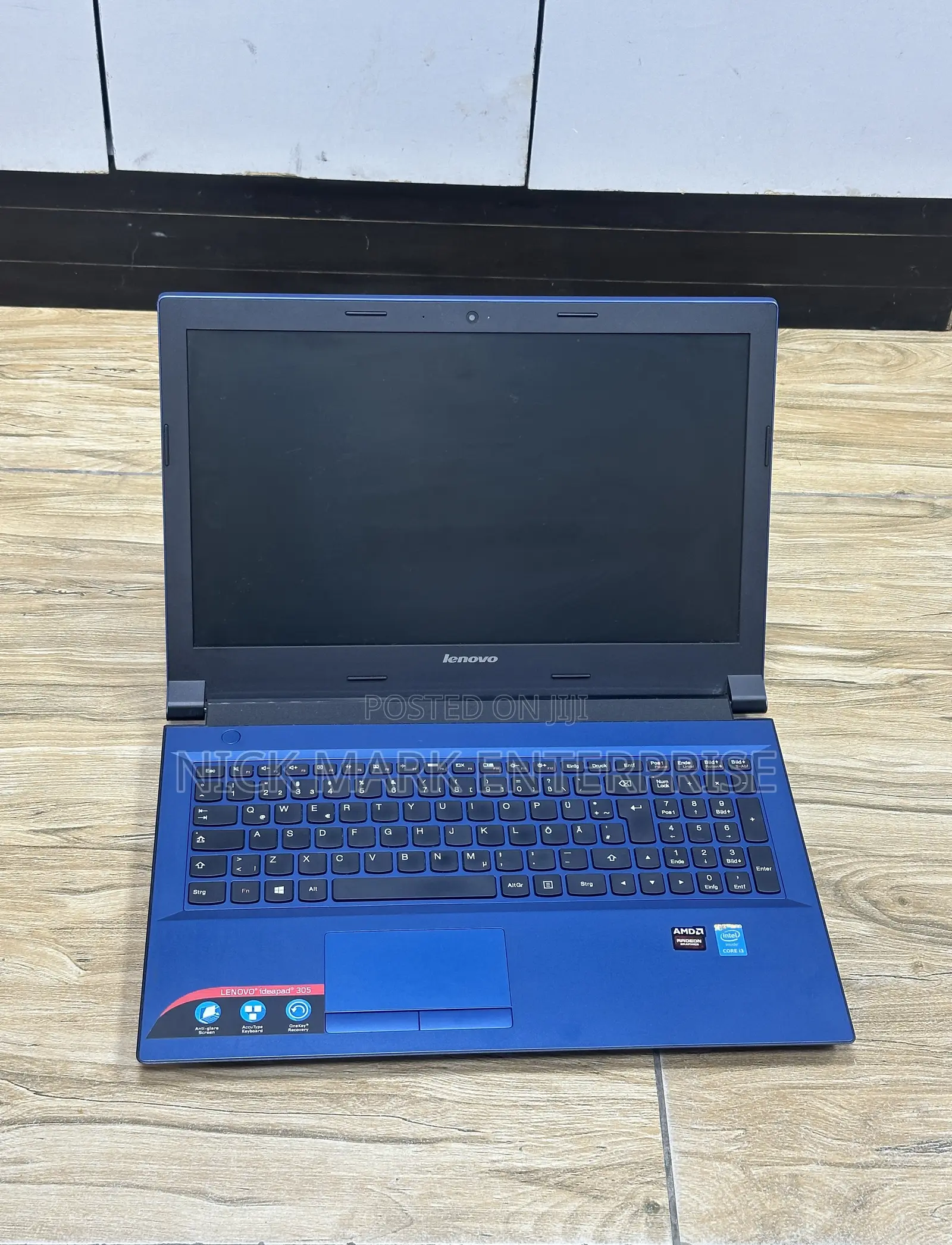 Laptop Lenovo IdeaPad 300 8GB Intel Core i3 HDD 500GB