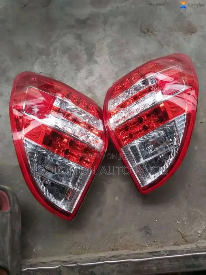 Backlight or Rearlight Toyota Rav4 2010 2011 2012 Till 2013