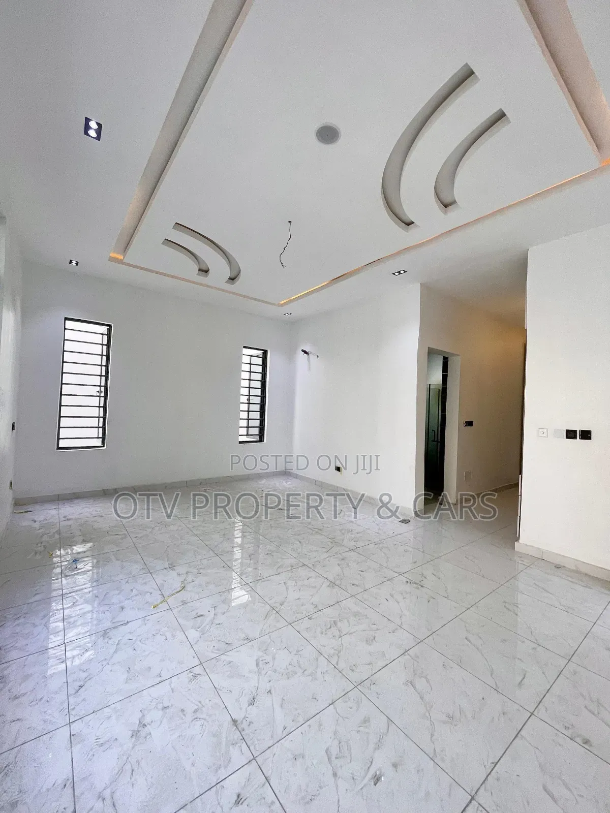 Furnished 5bdrm Duplex in Ajah for sale