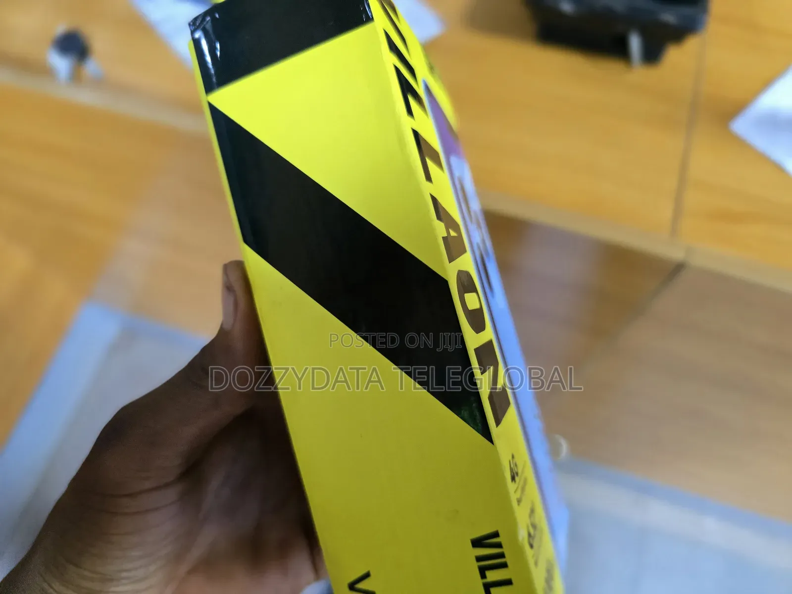 New Villaon V40s 32 GB Black