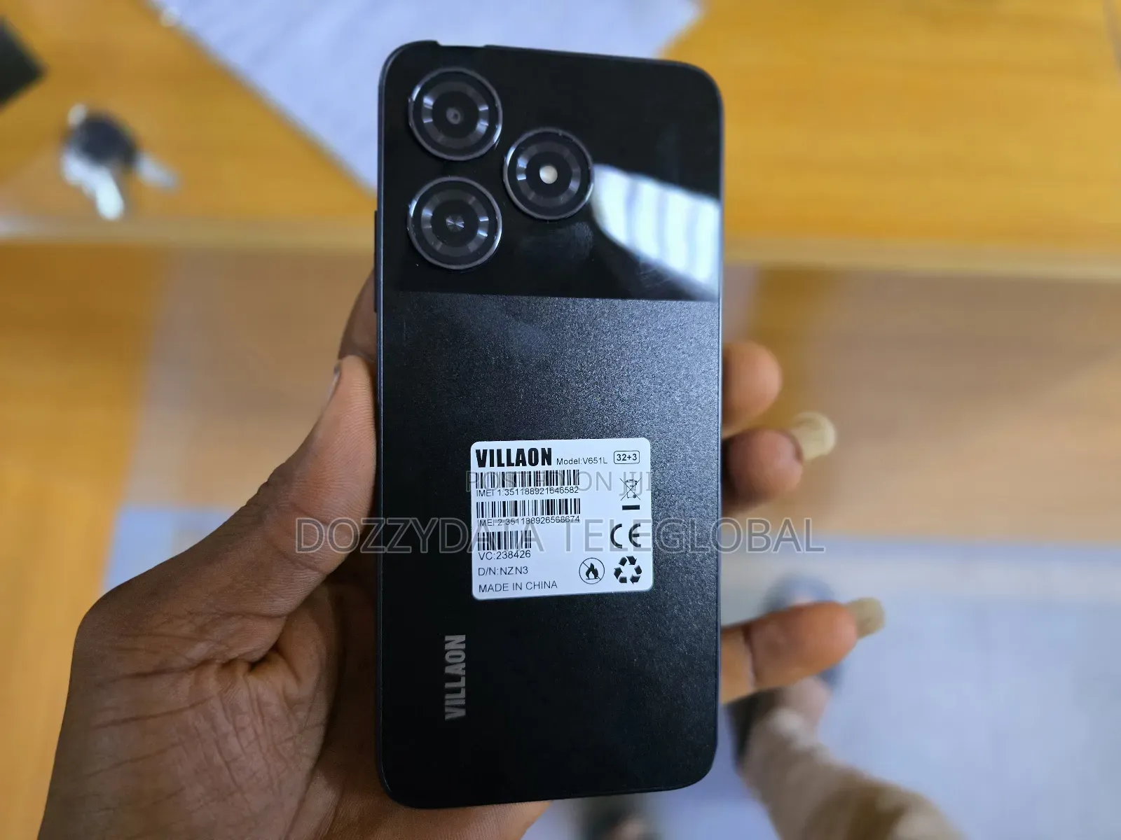 New Villaon V40s 64 GB Black