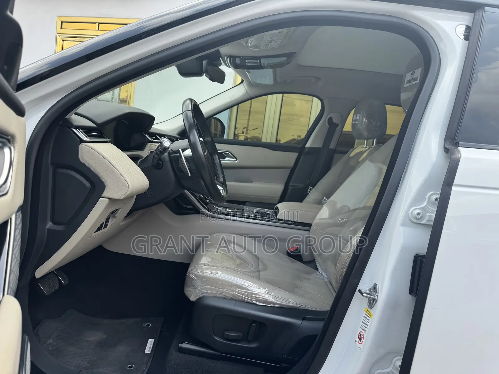 Land Rover Range Rover Velar P380 SE R-Dynamic 4x4 2018 White