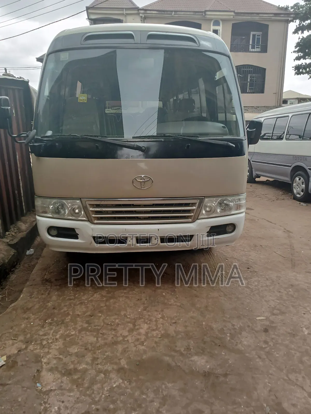 Toyota Coaster 2014 Beige