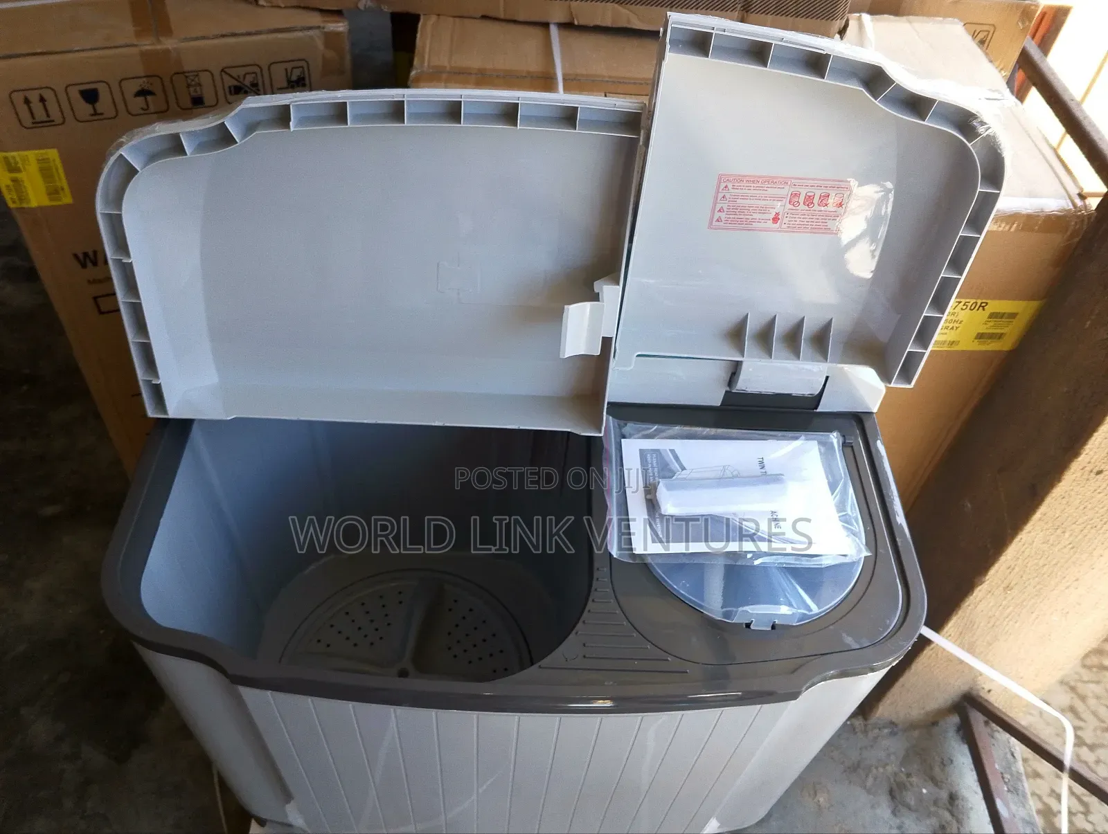 L G Twin Tub Washing Machine 7.5 Kg.