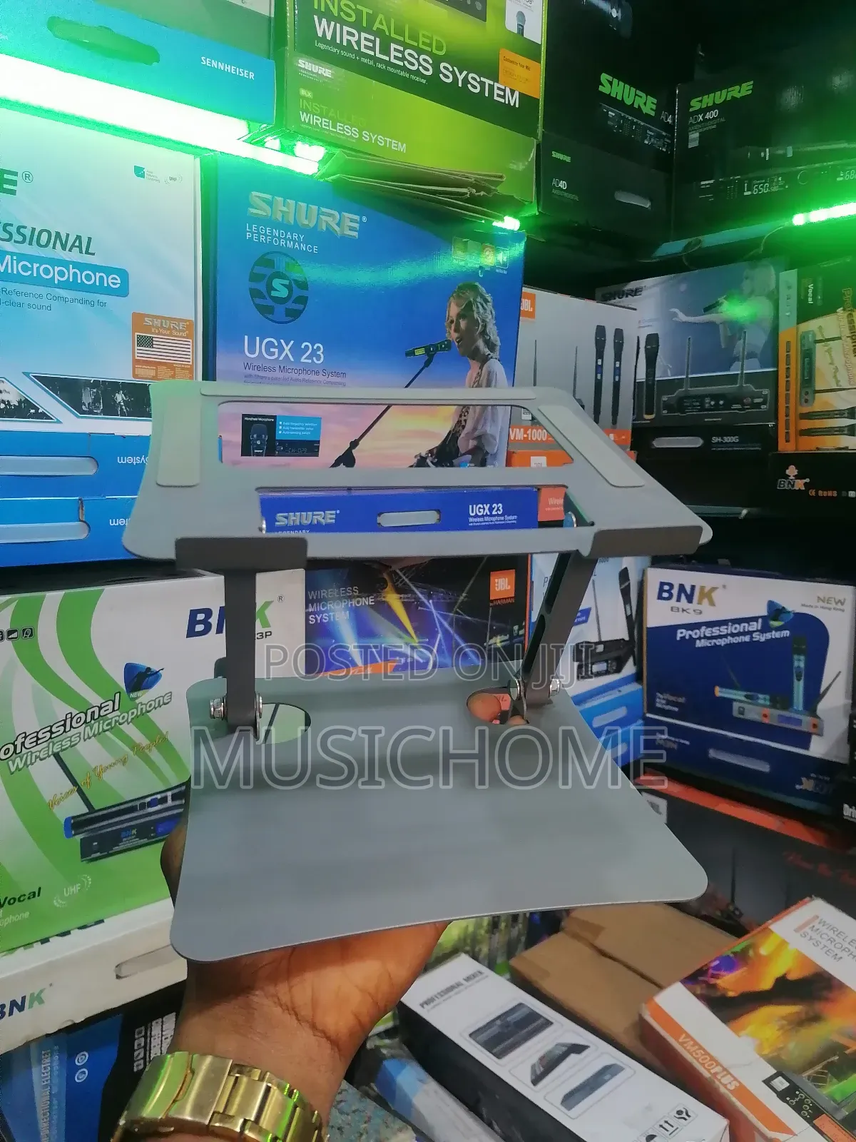 Adjustable DJ Stand for Indoor and Outdoor Activities
