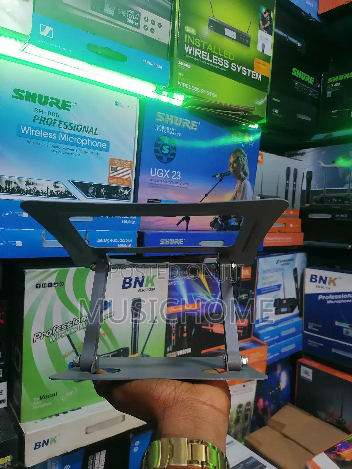 Adjustable DJ Stand for Indoor and Outdoor Activities