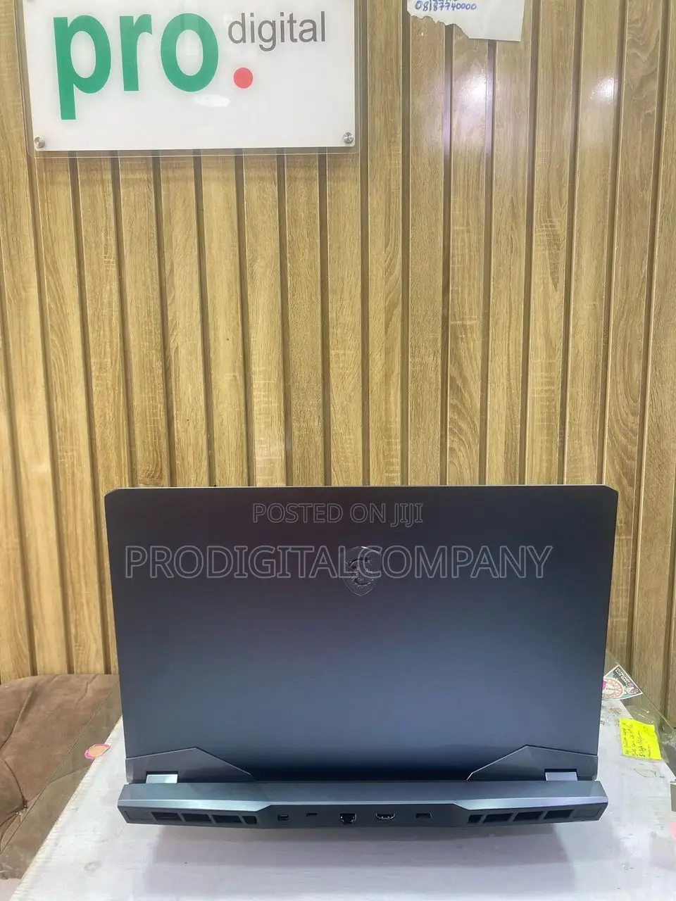 Laptop MSI Raider GE76 12UGS 16GB Intel Core I7 SSD 1T