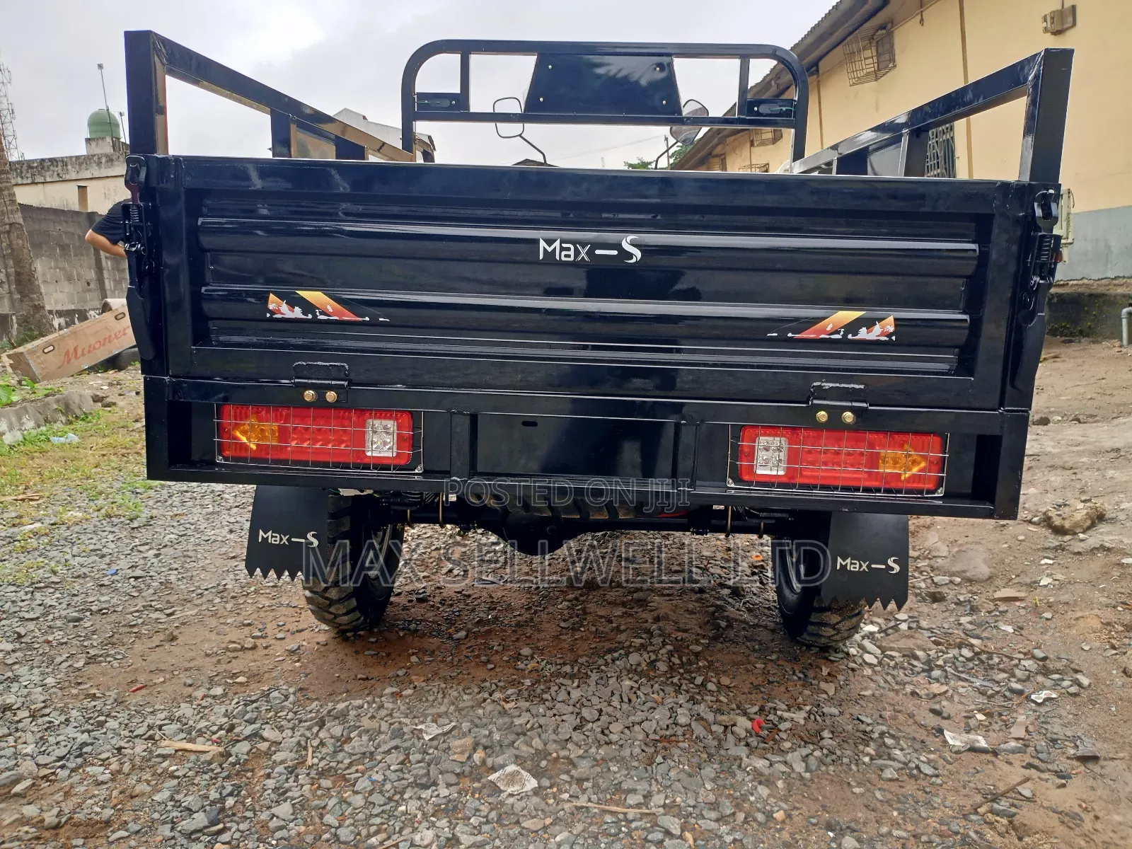 New Max-S Max-S 200 2025 Black