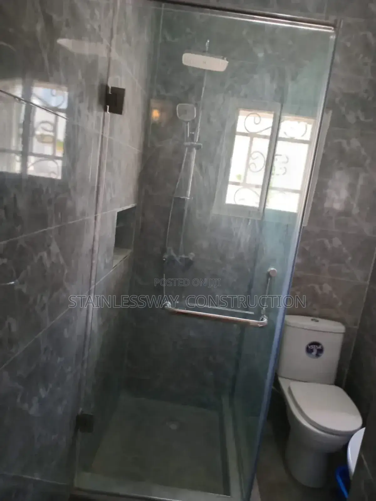 Refreshingshowercubicleexperience