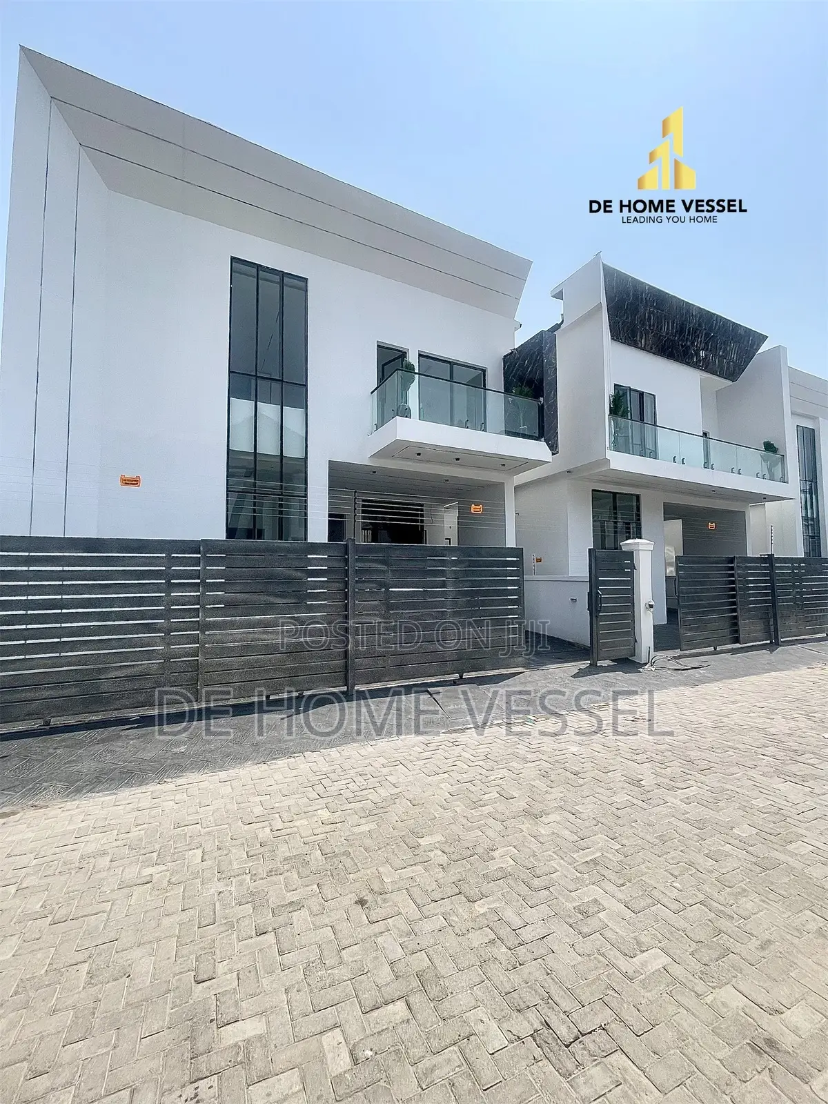 4bdrm Duplex in Lekki for sale