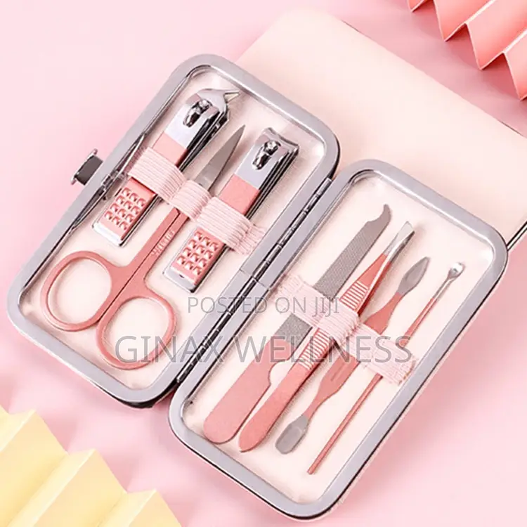 7-piece Manicure And Pedicure Set With Travel Case