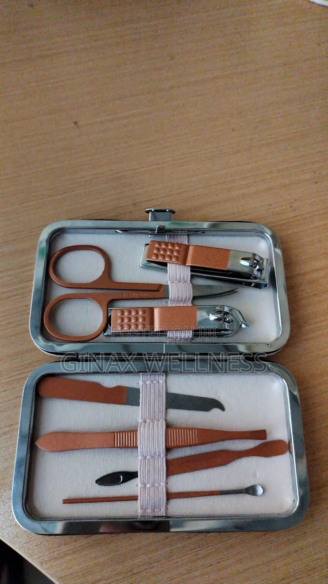 7-piece Manicure And Pedicure Set With Travel Case