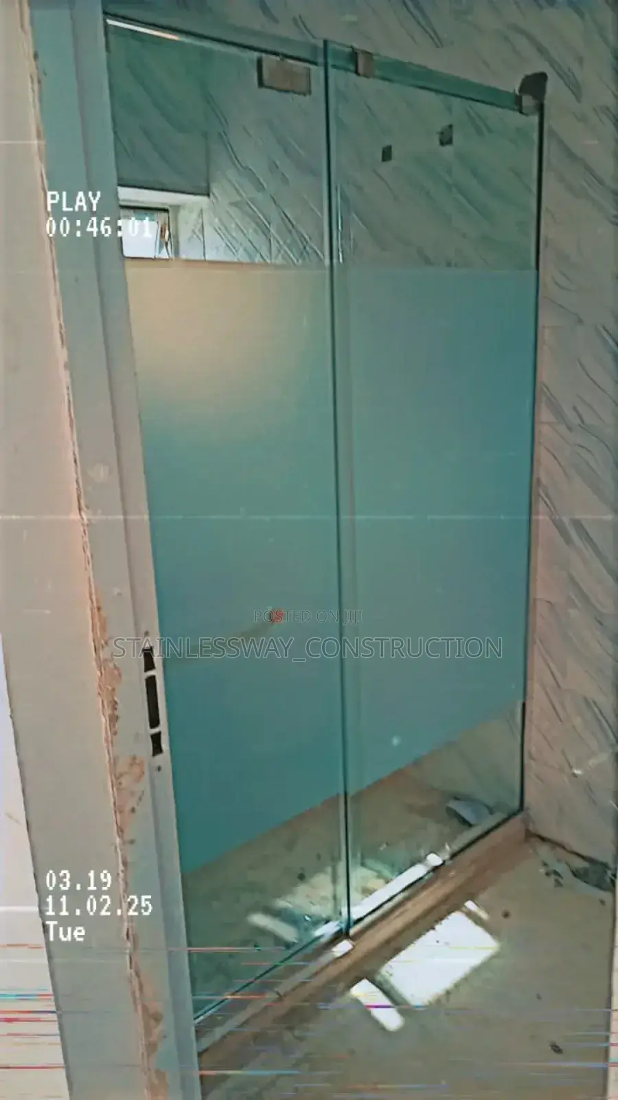 Aquaglassshowercubiclepureandcleanelegancezone