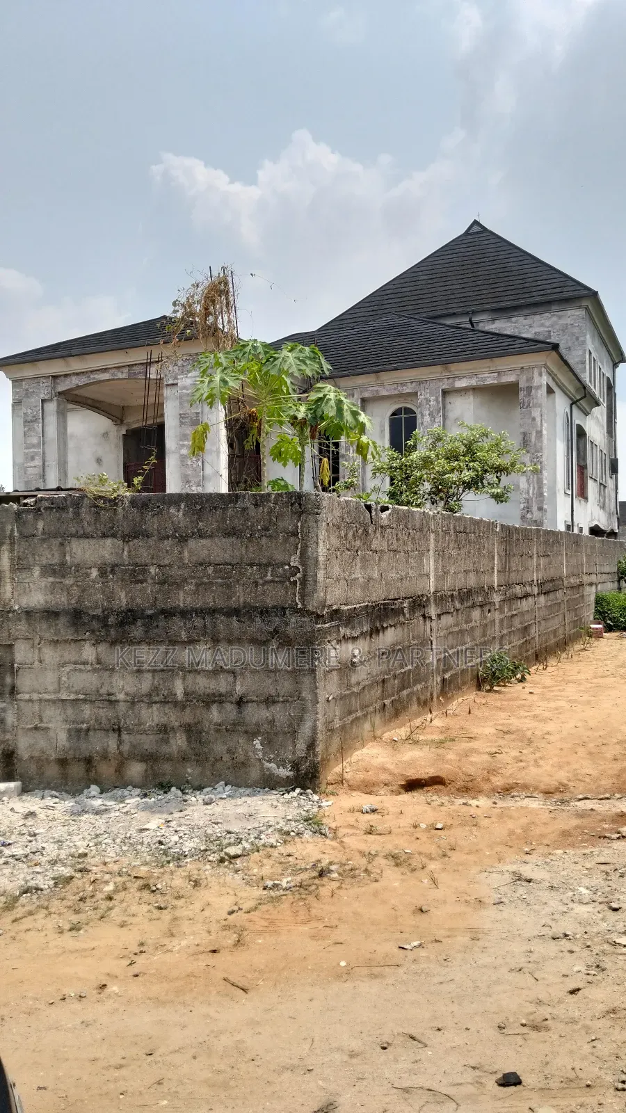4bdrm Duplex in Unity Estate Eliozu for sale